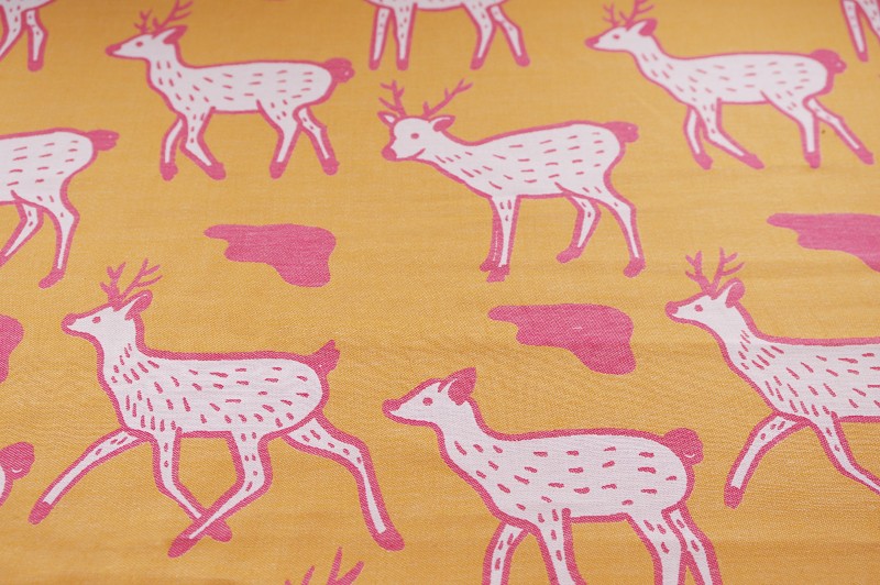 ライトオレンジ